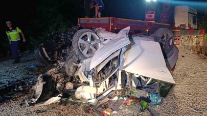 Feci trafik kazası: 6 kişi hayatını kaybetti