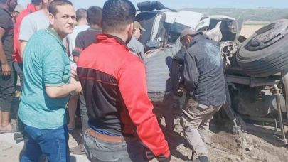 Kontrolden çıkan tır devrildi: 2 yaralı