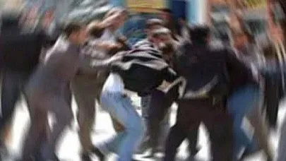 Eyyübiye’de komşular ortalığı savaş alanına çevirdi