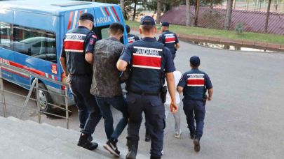 Gaziantep’te 4 göçmen kaçakçısı yakalandı