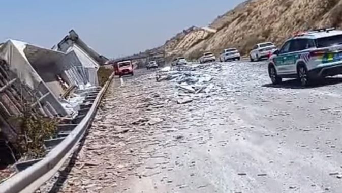 Şanlıurfalı aile Gaziantep’te kaza geçirdi: 1 ölü (VİDEO)