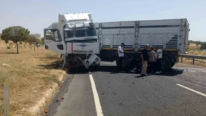 Tır ile otomobil çarpıştı: 2 yaralı