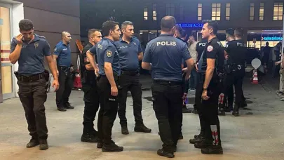 Hastanede bahçesinde bıçaklı kavga: 1’i ağır 2 yaralı