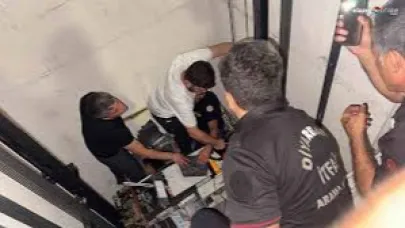 Maça gelen taraftarlar asansörde mahsur kaldı