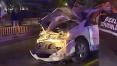 Lastiği patlayan araç takla attı; 4 yaralı