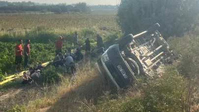 Öğrencileri taşıyan servis kaza yaptı: 8 yaralı