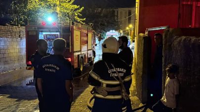 Bir evde patlama sonrası yangın çıktı: 1’i ağır 4 yaralı