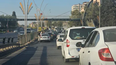 Karaköprü yolunda sıradan bir gün!