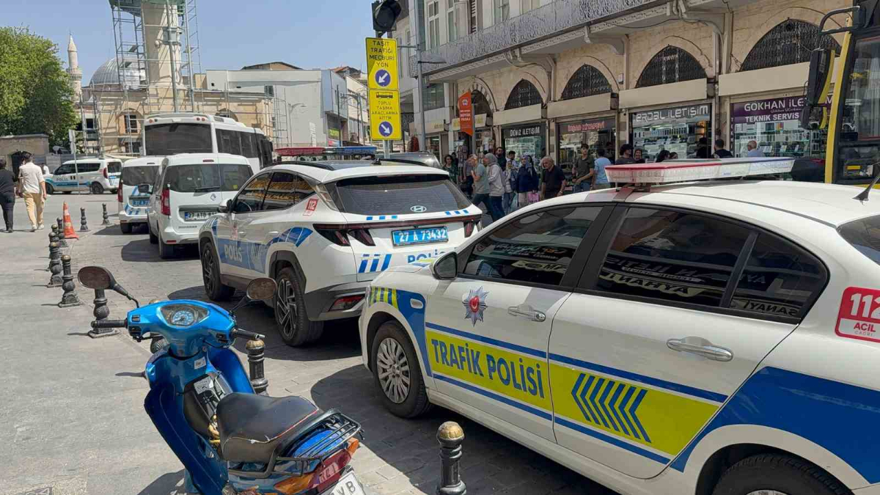 Cep telefonu kaçakçılarına dev operasyon