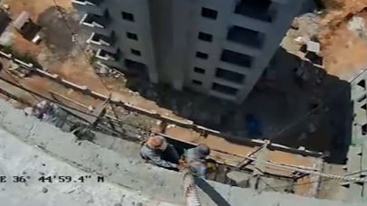 Nefes kesen kurtarma operasyonu: İşçiler 8.katta mahsur kaldı