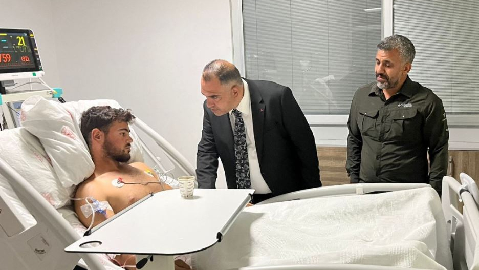 Kurt, mağdur mevsimlik işçilerini ziyaret etti