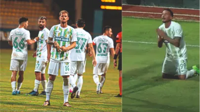 Şanlı takımın golcüleri İzmir'de sahne aldı