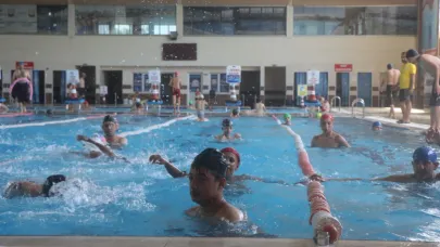 Büyükşehir Belediyesi'nin havuzlarından 152 bin kişi faydalandı