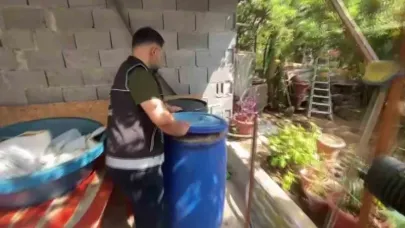 2 bin 930 litre kaçak içki ele geçirildi