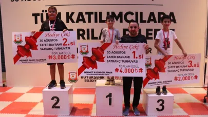 Zafer Bayramı satranç turnuvası sona erdi