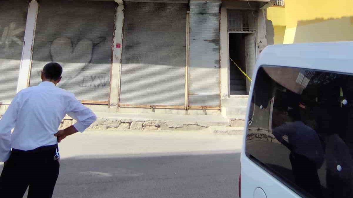 4 gündür kayıp olan adam evde ölü bulundu