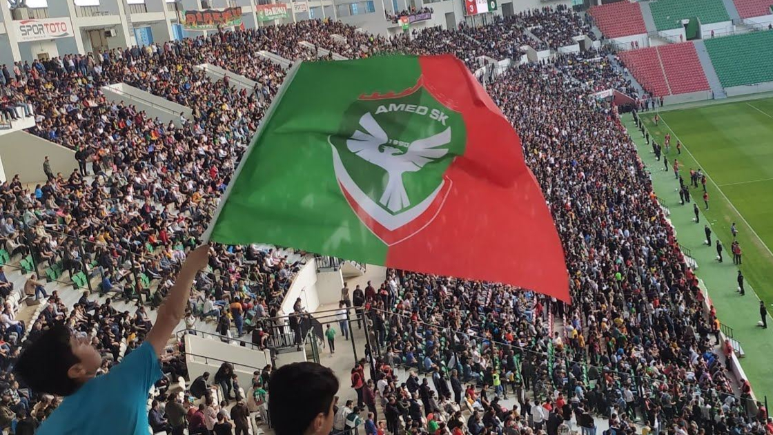Amedspor taraftarı, yönetime geri adım attırdı