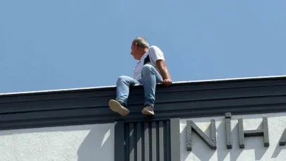 6’ncı kattan atlamak istedi, ailesi ve polisler ikna etti
