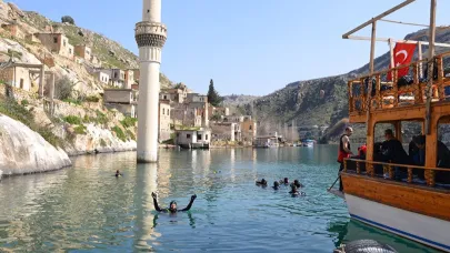 Halfeti eşsiz güzelliğiyle bu mevsimde ziyaretçilerini bekliyor