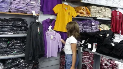 Okul alışverişinde yoğunluk başladı