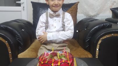 Otomobil bagajında mahsur kalan çocuktan acı haber