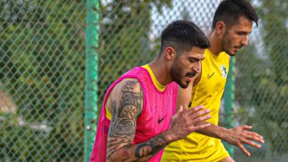 Mazlum, Mesut hocadan görev bekliyor