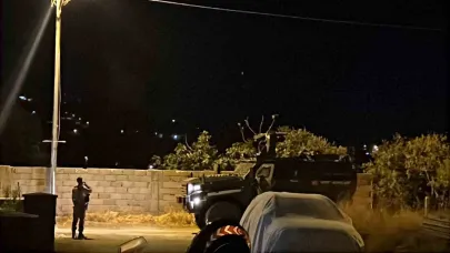 Silah ve 300 mermi çalan çocuk yakalandı