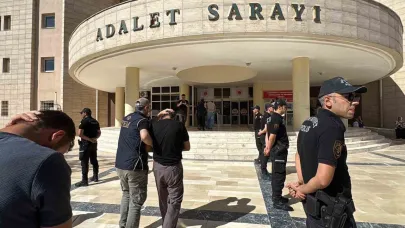 DEAŞ operasyonundan gözaltına alınan 14 şüpheli adliyede