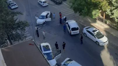 2 otomobil çarpıştı: 1 yaralı