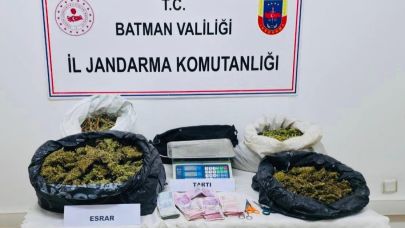 6 kilo 300 gram esrar ele geçirildi