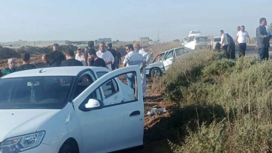 Şanlıurfa’da iki otomobil çarpıştı: Yaralılar var