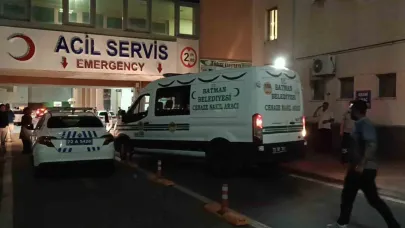 Kazada yaralanan kadın 2 gündür süren yaşam savaşını kaybetti
