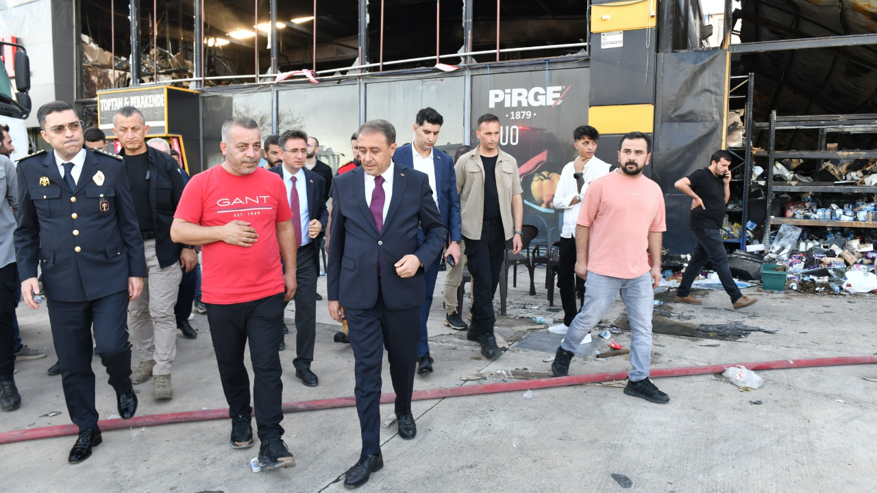 Vali Şıldak’tan  esnafa geçmiş olsun ziyareti