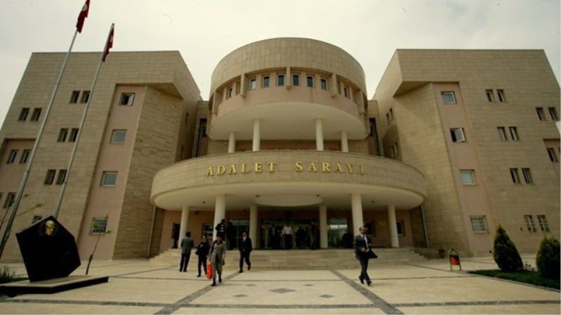 Adliye binasına girişler yasaklandı