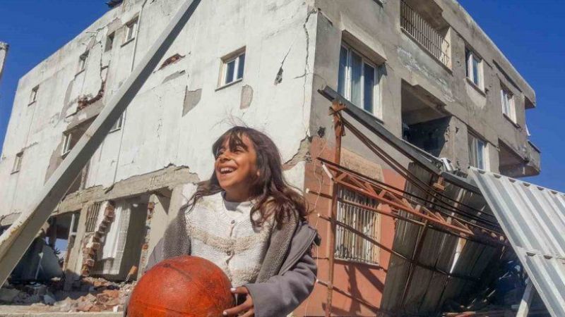 Afetzedeler için teknoloji tabanlı uygulamalarla hızla toplanıyor