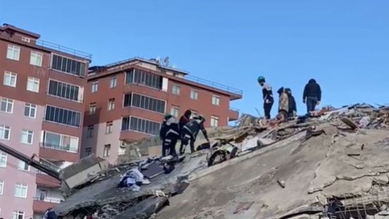 Yabancı ünlülerden Türkiye'ye destek mesajları