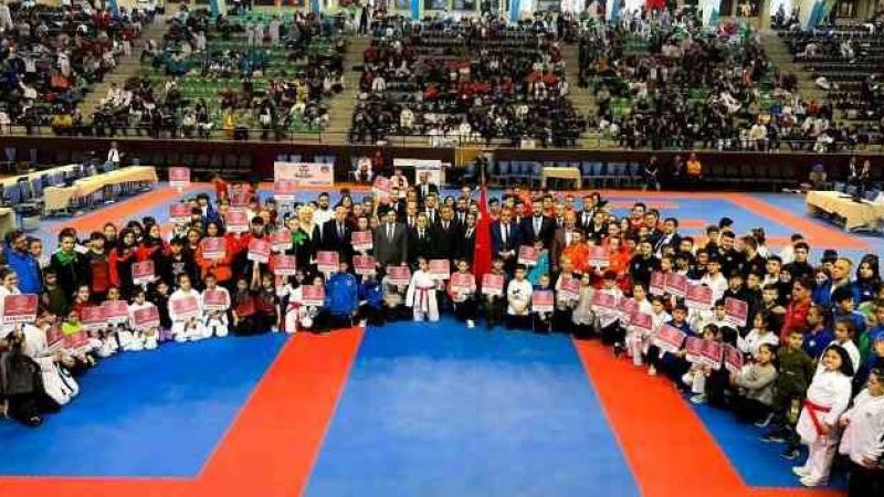 Türkiye Çocuklar Karate Şampiyonasına yoğun ilgi