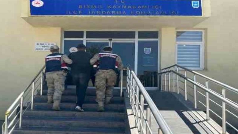 Çeşitli suçlardan aranan 3 kişi yakalandı