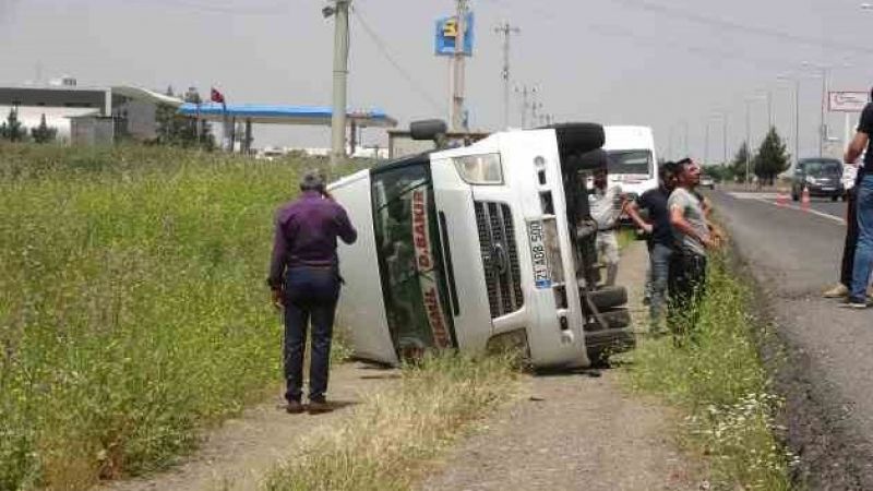 Minibüs şarampole yuvarlandı: 7 yaralı