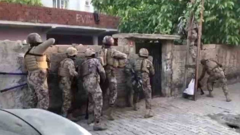 FETÖ/PDY operasyonunda 2 gözaltı