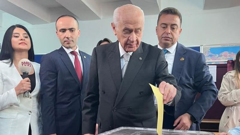 MHP Genel Başkanı Bahçeli oyunu Ankara'da kullandı !
