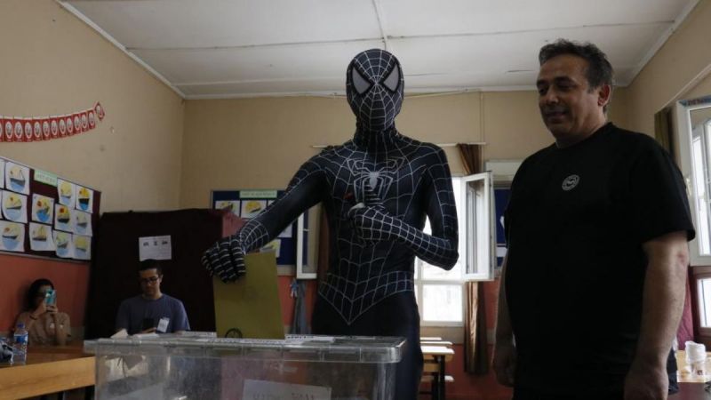 'Örümcek Adam' oyunu kullandı