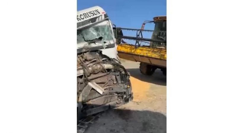 İdil'de tırla biçerdöver çarpıştı: 1 ağır yaralı