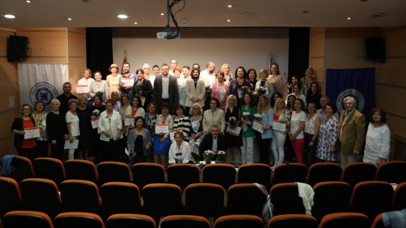 Yaklaşık yarım asır sonra tekrar üniversite öğrencisi oldular