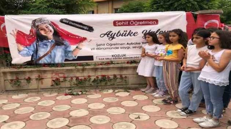 Şehit öğretmen Şenay Aybüke Yalçın Batman'da anıldı