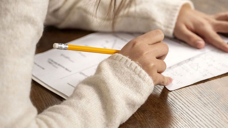 YKS'ye girecek 34 yaş üstü kadınlara ve depremzede öğrencilere ek kontenjan