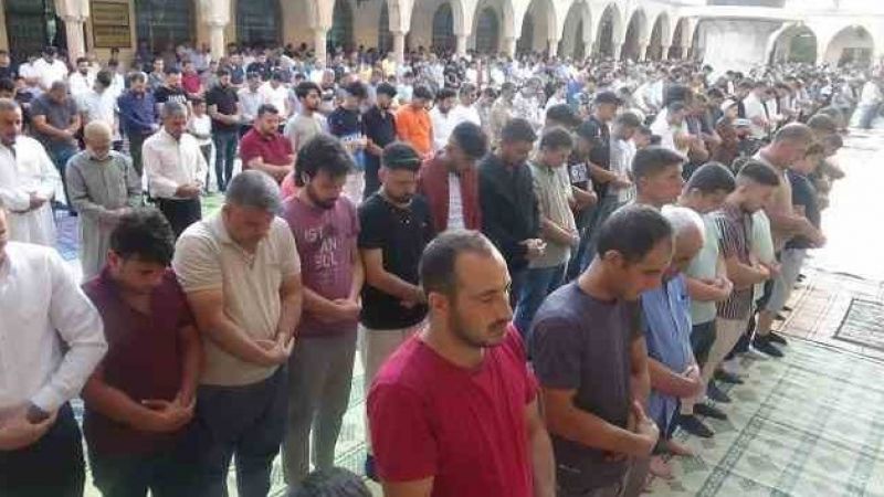 Urfalılar bayram namazı için Balıklıgöl'e akın etti