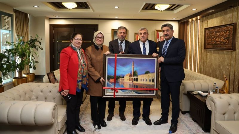 Uygur’dan Beyazgül’e ziyaret