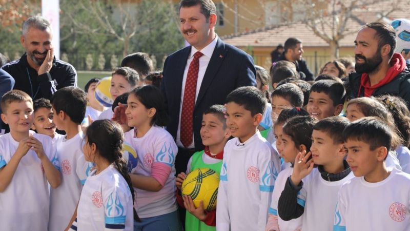 Amaç; Urfa'da sporu geniş kitlelere yaymak