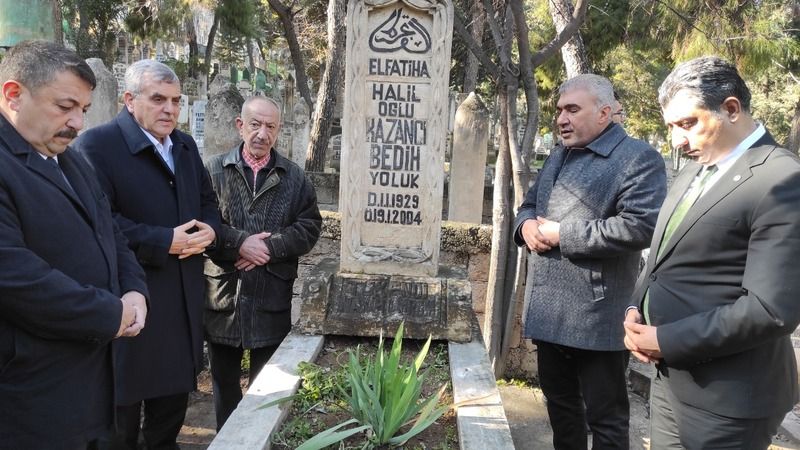 Kazancı Bedih mezarı başında anıldı